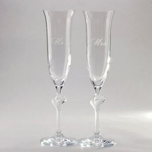 Personalized Amore Toasting Flute Pair, Wedding Flutes, Champagne Glasses, Heart Flutes, Custom Flutes, Bridal Gift, Wedding Gift (CS2144)