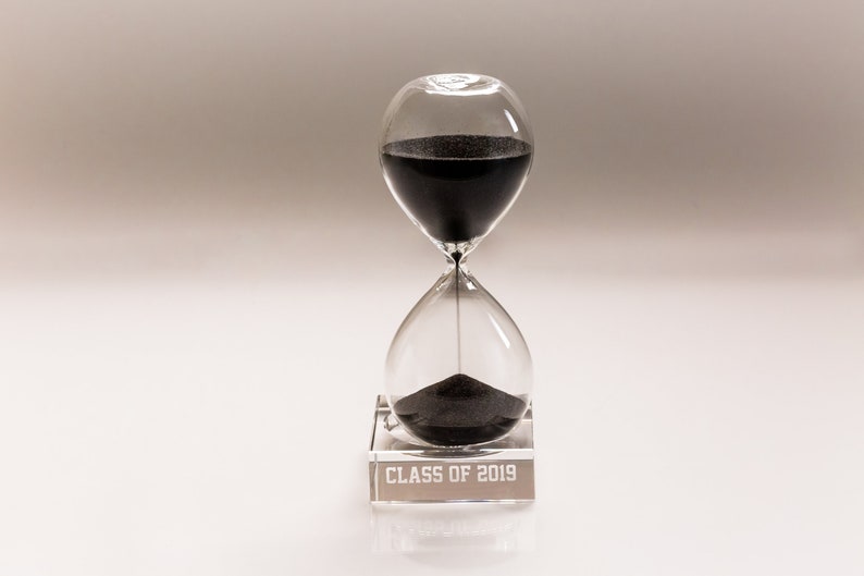 Reloj de arena grabado, temporizador de arena de 30 minutos, regalo de graduación grabado, premio al logro personalizado, reloj de arena de 23 cm, reloj de arena imagen 1