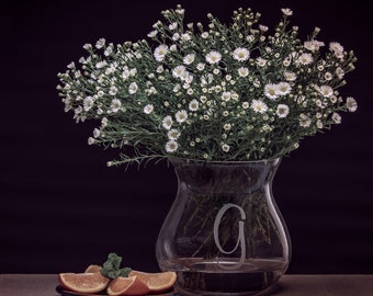 Monogrammed Daisy Vase 6", Flower vase, Personalized Vase, Personalized Glassware, Home Decor, Custom vase, Custom Glass, Mother's Day Gift