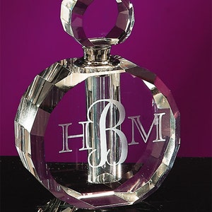 Monogrammed Round Crystal Perfume Bottle, Engraved Perfume Bottle, Personalized Perfume Bottle, Bridesmaid Gift, Perfume Holder