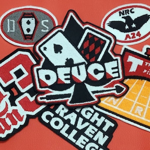 Completo da college Deuce Twisted Wonderland
