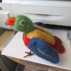 Felted Bird, Nature Gift, Colorful Decor