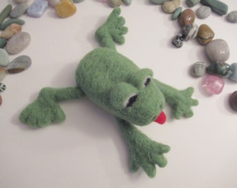 Felted Frog, Handmade Frog, Green Frog