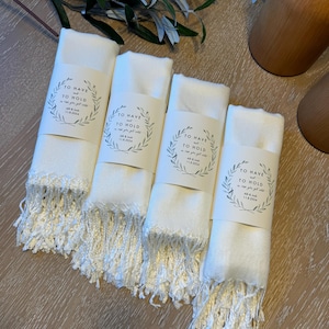 Wedding Favors for Guests Pashmina Shawl with Band, affordable wedding favor. Best bridesmaid gifts boxes ideas