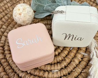 JEWELRY BOXES for woman personalized white and pink boxes - Gift idea for friends, bridesmaids gifts