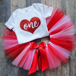 One Red Heart Tutu Outfit for First Birthday Tutu Bodysuit Valentines Day 1rst Birtday Tutu Outfit Personalized One First Birthday Bodysuit