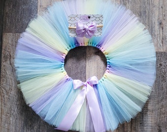 Arc-en-ciel pastel licorne thème jupe tutu 1er anniversaire tenue bébé fille premier tutu jupe Pâques tutu tenue bébé fille anniversaire photoshoot