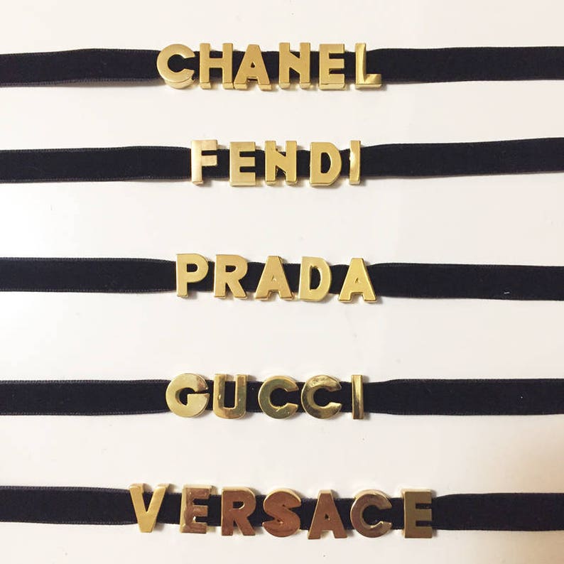 Au Ras Des Paquerettes 9 Lettres Gucci tour de cou lettres nom RAS de cou velours RAS de | Etsy