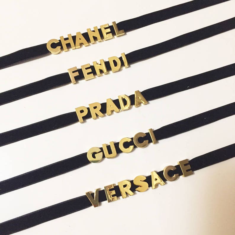 Au Ras Des Paquerettes 9 Lettres Gucci tour de cou lettres nom RAS de cou velours RAS de | Etsy