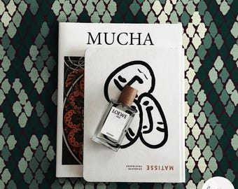 Abstract Snake Skin Grasscloth Wallpaper