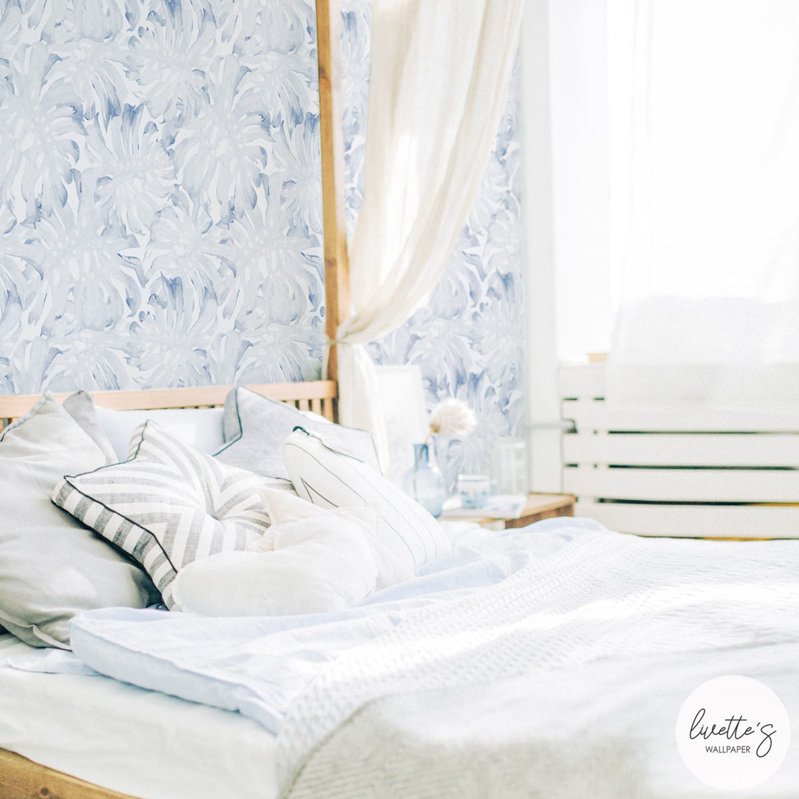 Blue Palm Leaf Removable Wallpaper / Tropical Traditional Wallpaper or