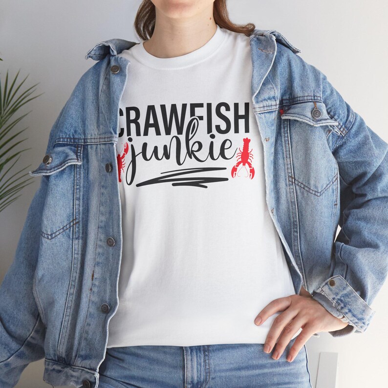 Crawfish Boil Tee, Fun Boil Tshirt, Cajun Boil Shirt, Seafood Lover Gift, Louisiana Boil Top, Party Shirt image 7
