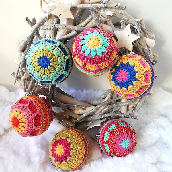 Crochet Pattern. Crochet Christmas Baubles Pattern. PDF pattern. Crochet Baubles Pattern. Christmas Decorations