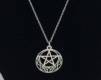 Small knotwork pentagram (please read description)