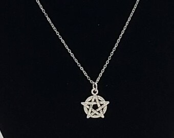 Small Woodland Style Pentagram Necklace (please read description)