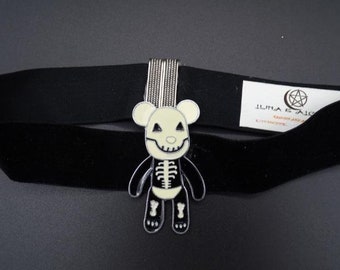 Skeleton Bear choker