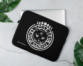 Freya's Cat Laptop Sleeve