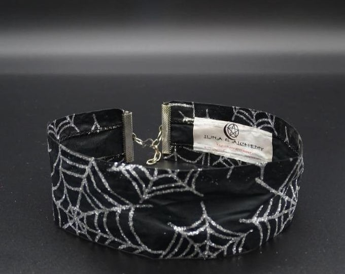 Featured listing image: Glittery Spiderweb Choker