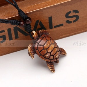 Resin Wood Pendant Necklace Carving Lucky Brown White Wise Sea Turtle Marine Art