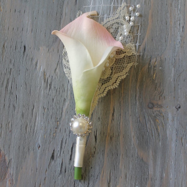 Wedding Boutonniere Grooms Boutonniere Groomsman Boutonniere Blush Calla Lily Boutonniere  Wedding Boutonniere  Boutonniere Weddings