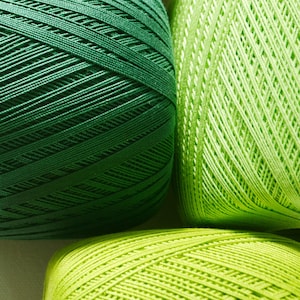 Crochet cotton yarn thread size 10 100g x 565m 3PLY green shades, Choose your color