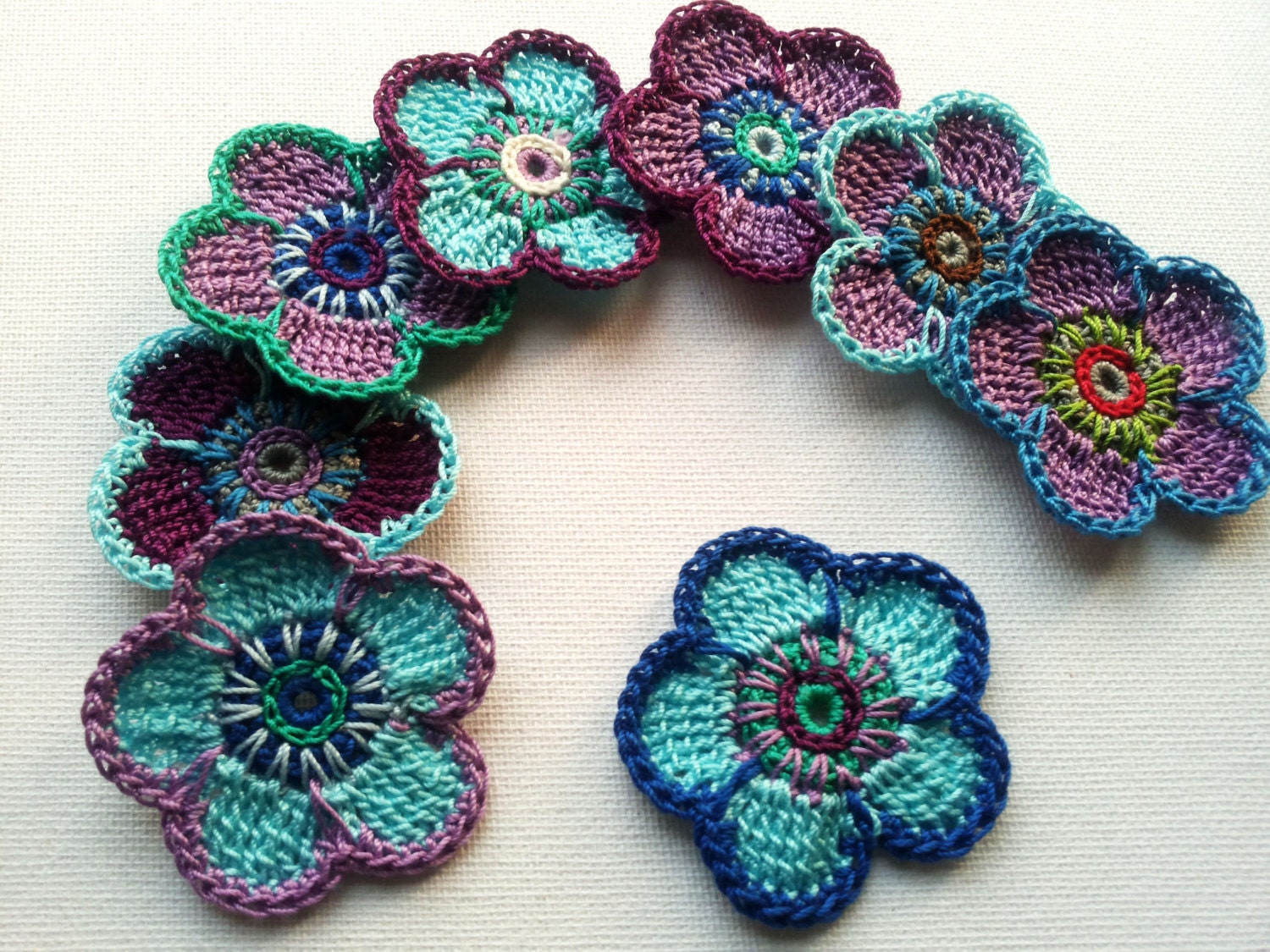 Set 3/6/9 Crochet Shades of Blue Roses Flower Applique Embellishment 14  Colors