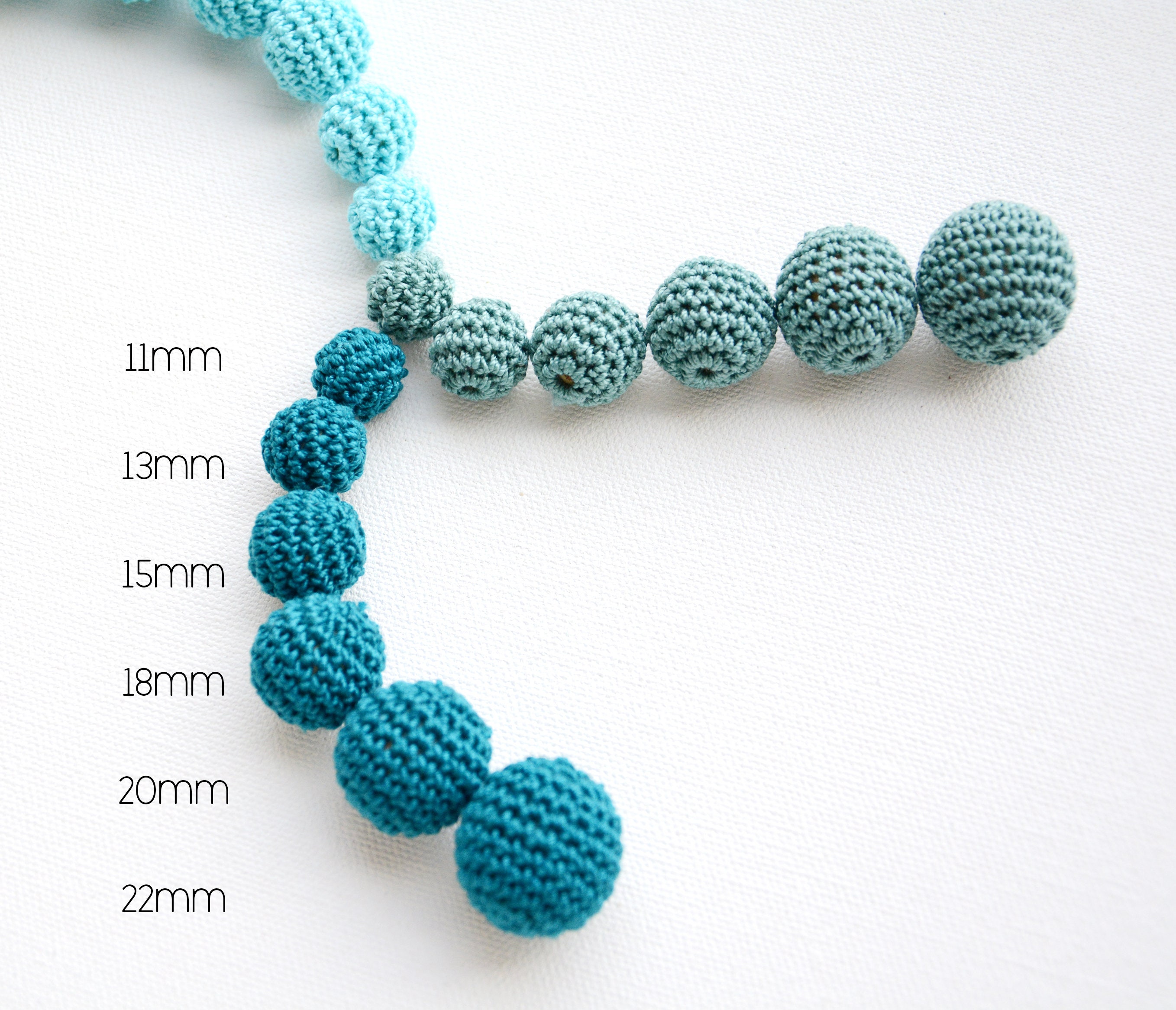 Cuentas De Ganchillo De Madera Con Lana - 50 Piezas Redondas De 20mm - Colores Azules Mezclados - Perfectas Para Pulseras Y Collares DIY