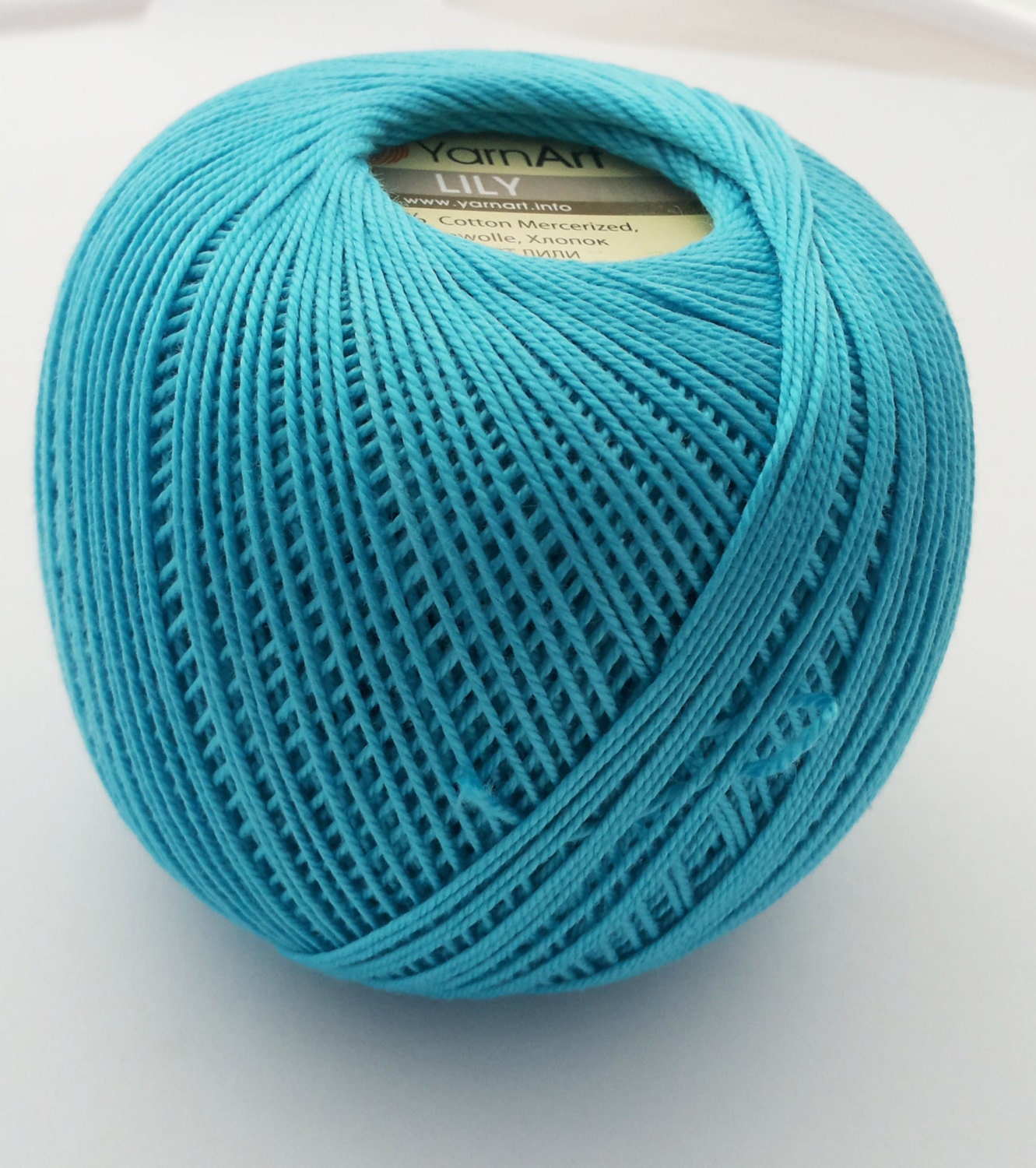 Tipos de hilo para crochet y amigurumi: ¿Hilo Mercerizado o No Mercerizado?  