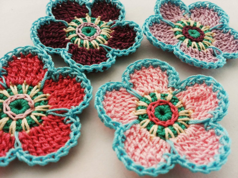 Crochet Flower Motifs 4pcs applique decoration trimming embellishment scrapbook flower image 4