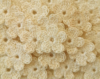 50pcs. crochet flower applique 1.18 inches motif decor fabric patches cotton sewing accessories handmade scrapbook flowers in beige, ivory