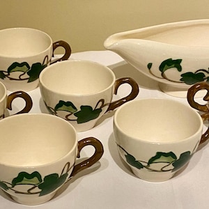 1948 Metlox Poppytrail California Ivy Sugar Bowl, Creamer, Coffee Cups - 8 pieces