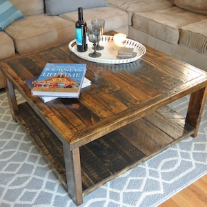 Rustic Reclaimed Pallet wood coffee table, chic, living room, family room, pallet wood, console table, end table, furniture.