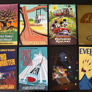 Peut inclure: Un ensemble de 10 affiches d'attractions de parcs Disney de style vintage. Les affiches pr&eacute;sentent des attractions embl&eacute;matiques comme la Swiss Family Treehouse, Frontierland, Space Mountain, Astro Orbiter et Seven Dwarfs Mine Train. Les affiches sont imprim&eacute;es sur un papier &eacute;pais et brillant et ont un aspect r&eacute;tro.