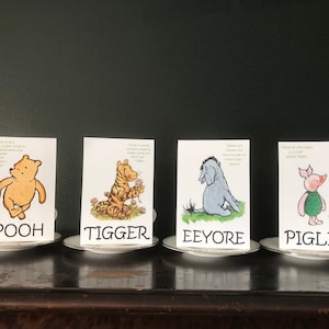 Classic Winnie the Pooh Table Cards