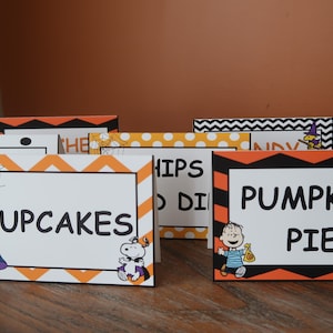 Peanuts Great Pumpkin Themed Food Tent Cards - Customizable - Sold in Lots of 6 - The Great Pumpkin (Charlie Brown, Snoopy)