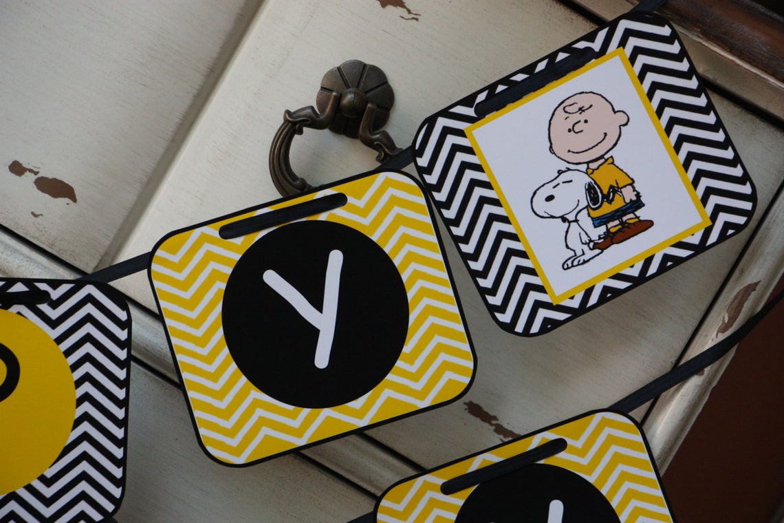 Peanuts Themed Happy Birthday Banner Customizeable Etsy