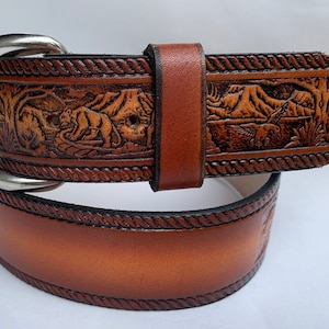 Personalized Leather Belt / Deer / Wildlife / Free Name / Free Shipping image 2