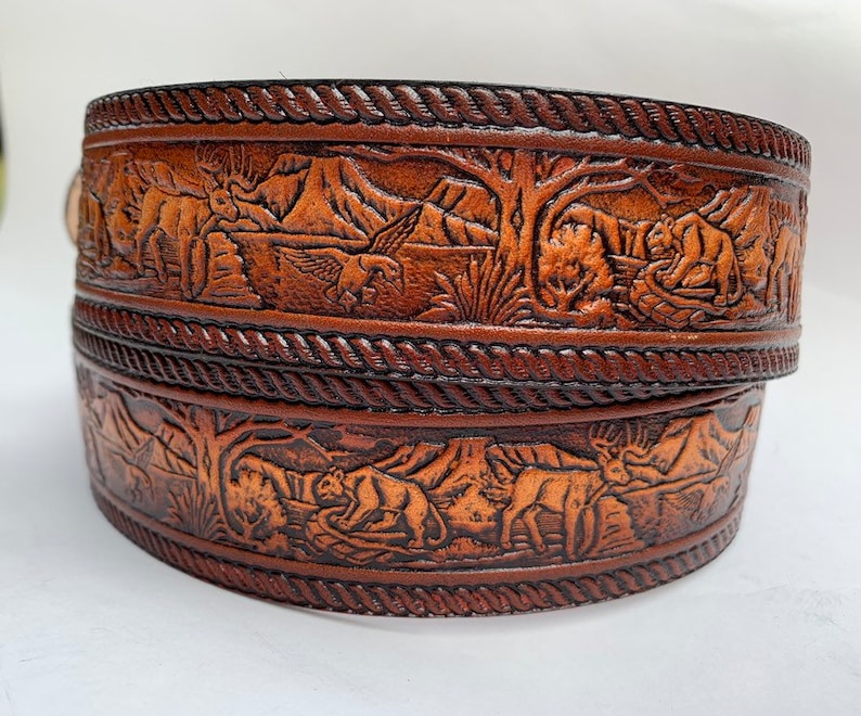 Personalized Leather Belt / Deer / Wildlife / Free Name / Free Etsy