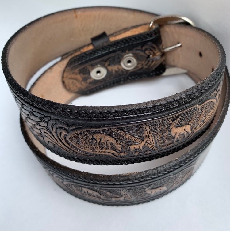 Personalized Leather Belt / Black Deer Basketweave / Free Name - Etsy