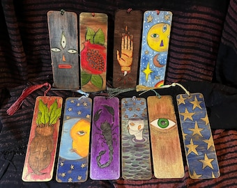 Marcadores de madera hechos a mano - quemados y pintados