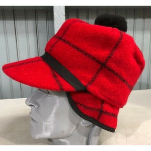 Vintage Scotch Hunting Red Plaid Pom Wool Made USA Ear Flaps 6 3/8 Langenberg Hat Cap