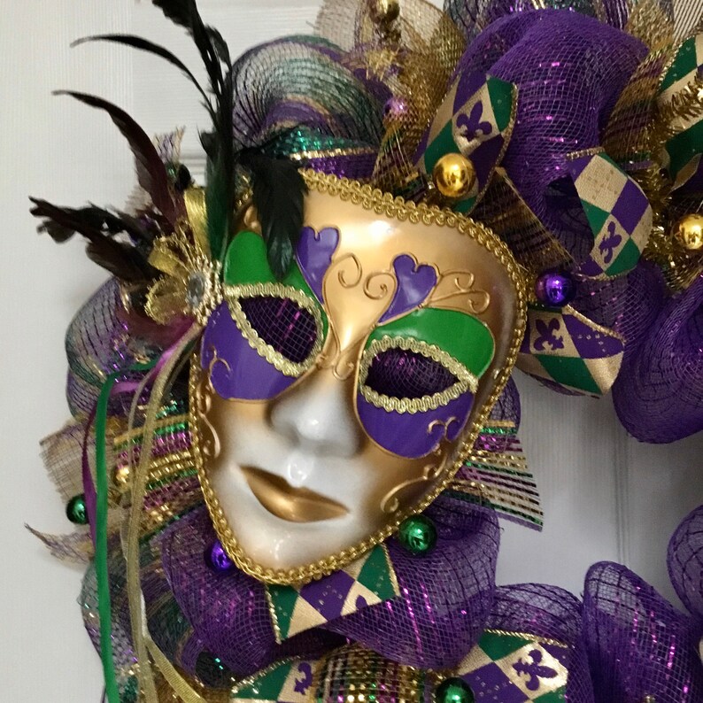 large mardi gras wreath
