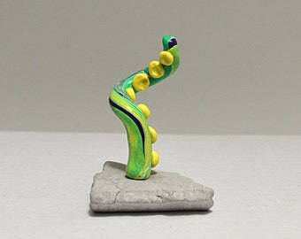 Marbled Standing Tentacle, Green/Yellow