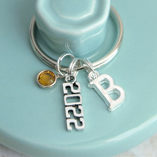 Personalized Graduation Keychain - Graduation Gift for her - Class of 2024 - Grad Gift - College Graduation - High School Graduation