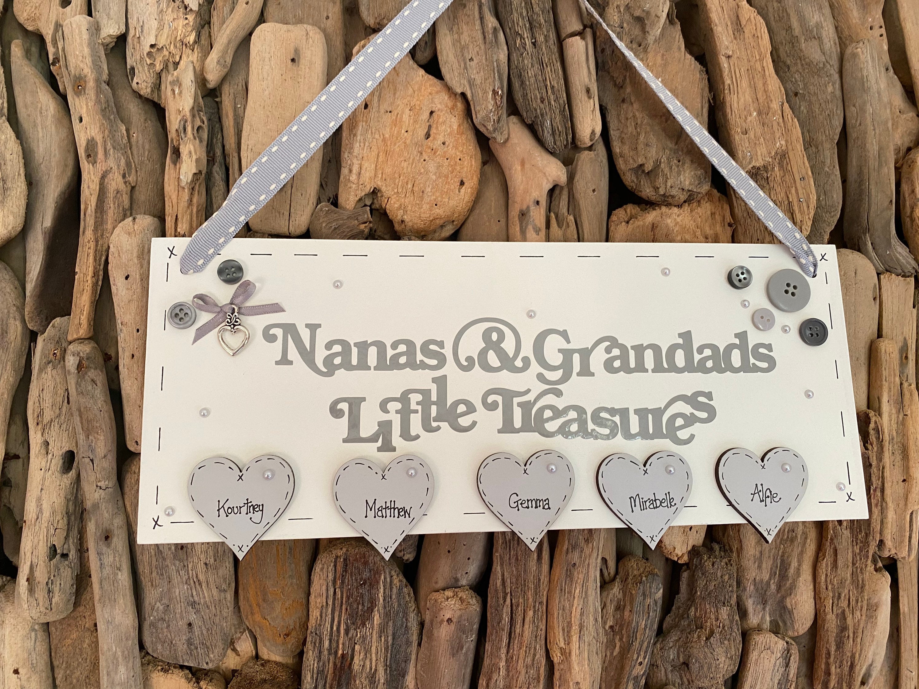 HANDMADE WOODEN SIGN PLAQUE NANNY AND GRANDADS PLACE WHERE MEMORIES GIFT PRESENT