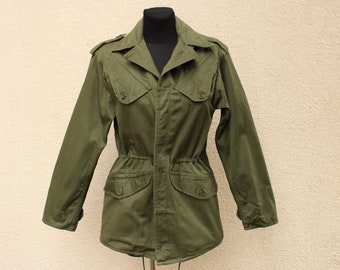 Vintage Khaki Parka women's /  Belgium Khaki Work Jacket women's / 90s Drawstring Parka Coat Hipster