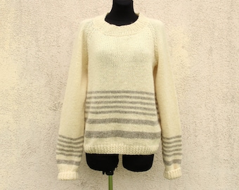 Vintage Hand Knit Wool Sweater / Ivory White Hand Knit Sweater / Hand Knit Fisherman Sweater