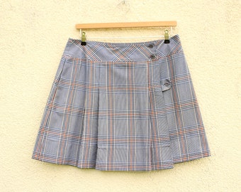 Vintage plaid Wraparound Skirt / Pleated Checkered Wraparound Skirt / gray brown Mini Skirt / School Girl Skirt