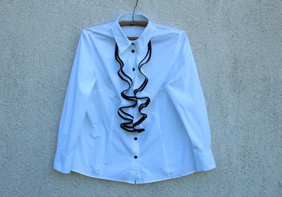 Vintage white Jabot Blouse women's / Ruffled Coll… - image 2