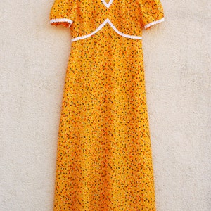 Vintage Yellow Dress women&#39;s / Polka Dot maxi Dress / Simple Minimalist Dress / boho 1990&#39;s Dress